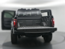 Ford F-150 Raptor 4WD SuperCrew 5.5' Box 2026