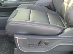 Ford F-150 Raptor 4WD SuperCrew 5.5' Box 2025