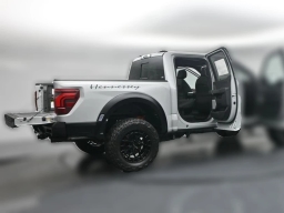 Ford F-150 Raptor 4WD SuperCrew 5.5' Box 2026
