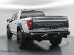 Ford F-150 Raptor 4WD SuperCrew 5.5' Box 2026