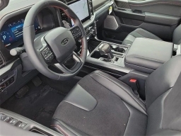 Ford F-150 Raptor 4WD SuperCrew 5.5' Box 2025