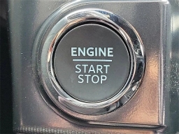 Ford F-150 Raptor 4WD SuperCrew 5.5' Box 2025