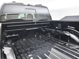 Ford F-150 Raptor 4WD SuperCrew 5.5' Box 2026