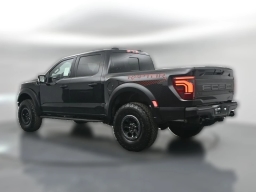 Ford F-150 Raptor 4WD SuperCrew 5.5' Box 2026