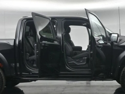 Ford F-150 Raptor 4WD SuperCrew 5.5' Box 2026