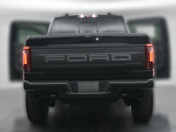 Ford F-150 Raptor 4WD SuperCrew 5.5' Box 2026