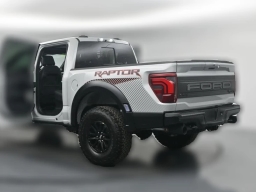 Ford F-150 Raptor 4WD SuperCrew 5.5' Box 2026