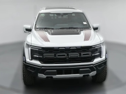 Ford F-150 Raptor 4WD SuperCrew 5.5' Box 2026