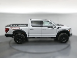 Ford F-150 Raptor 4WD SuperCrew 5.5' Box 2026