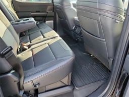 Ford F-150 Raptor 4WD SuperCrew 5.5' Box 2025