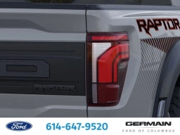 Ford F-150 Raptor 4WD SuperCrew 5.5' Box 2026