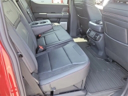 Ford F-150 Raptor 4WD SuperCrew 5.5' Box 2025