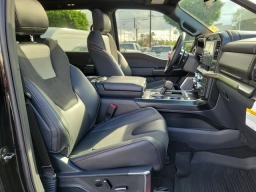 Ford F-150 Raptor 4WD SuperCrew 5.5' Box 2025