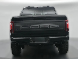 Ford F-150 Raptor 4WD SuperCrew 5.5' Box 2026