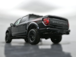 Ford F-150 Raptor 4WD SuperCrew 5.5' Box 2026