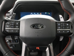 Ford F-150 Raptor 4WD SuperCrew 5.5' Box 2026