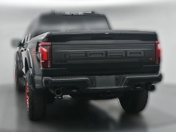 Ford F-150 Raptor 4WD SuperCrew 5.5' Box 2026