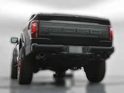 Ford F-150 Raptor 4WD SuperCrew 5.5' Box 2026