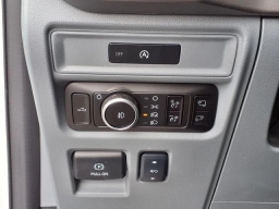 Ford F-150 XLT 2WD SuperCrew 5.5' Box 2025