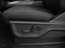 Ford F-150 XLT 4WD SuperCrew 5.5' Box 2026