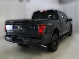 Ford F-150 XLT 4WD SuperCrew 5.5' Box 2026