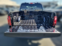 Ford F-150 XLT 4WD SuperCrew 5.5' Box 2026