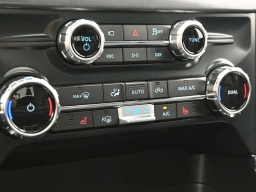 Ford F-150 XLT 4WD SuperCrew 5.5' Box 2025