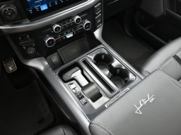 Ford F-150 XLT 4WD SuperCrew 5.5' Box 2025