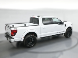 Ford F-150 XLT 4WD SuperCrew 5.5' Box 2025