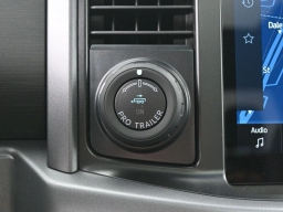 Ford F-150 XLT 4WD SuperCrew 5.5' Box 2025