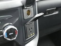 Ford F-150 XLT 4WD SuperCrew 5.5' Box 2025