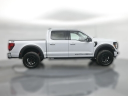 Ford F-150 XLT 4WD SuperCrew 5.5' Box 2025