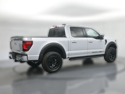 Ford F-150 XLT 4WD SuperCrew 5.5' Box 2025