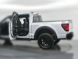 Ford F-150 XLT 4WD SuperCrew 5.5' Box 2025