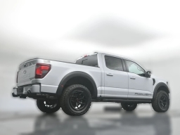 Ford F-150 XLT 4WD SuperCrew 5.5' Box 2025