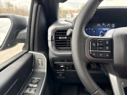 Ford F-150 XLT 4WD SuperCrew 5.5' Box 2026