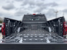 Ford F-150 XLT 4WD SuperCrew 5.5' Box 2026