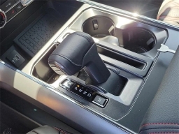 Ford F-150 XLT 4WD SuperCrew 5.5' Box 2025