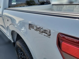 Ford F-150 XLT 4WD SuperCrew 5.5' Box 2026
