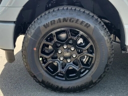 Ford F-150 XLT 4WD SuperCrew 5.5' Box 2026