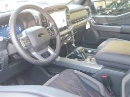 Ford F-150 XLT 4WD SuperCrew 5.5' Box 2025