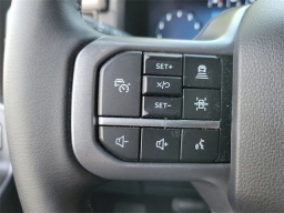 Ford F-150 XLT 4WD SuperCrew 5.5' Box 2025