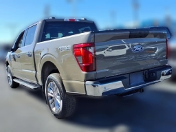 Ford F-150 XLT 4WD SuperCrew 5.5' Box 2026