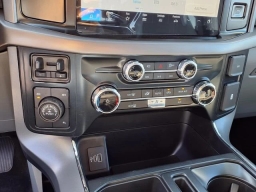 Ford F-150 XLT 4WD SuperCrew 5.5' Box 2026