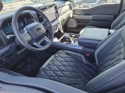 Ford F-150 XLT 4WD SuperCrew 5.5' Box 2025