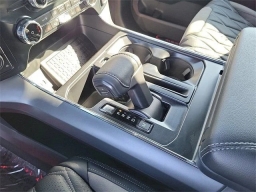 Ford F-150 XLT 4WD SuperCrew 5.5' Box 2025