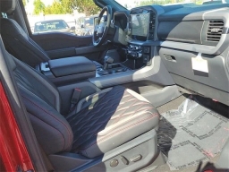 Ford F-150 XLT 4WD SuperCrew 5.5' Box 2025