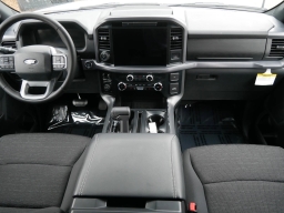 Ford F-150 XLT 4WD SuperCrew 5.5' Box 2025