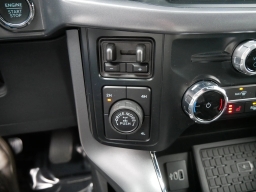 Ford F-150 XLT 4WD SuperCrew 5.5' Box 2025