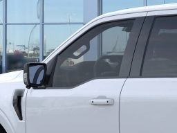 Ford F-150 XLT 4WD SuperCrew 5.5' Box 2025